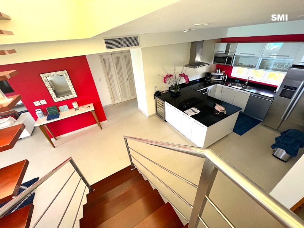 Beachfront Penthouse, 3Br, 3Bths, Deluxe Real Estate SXM