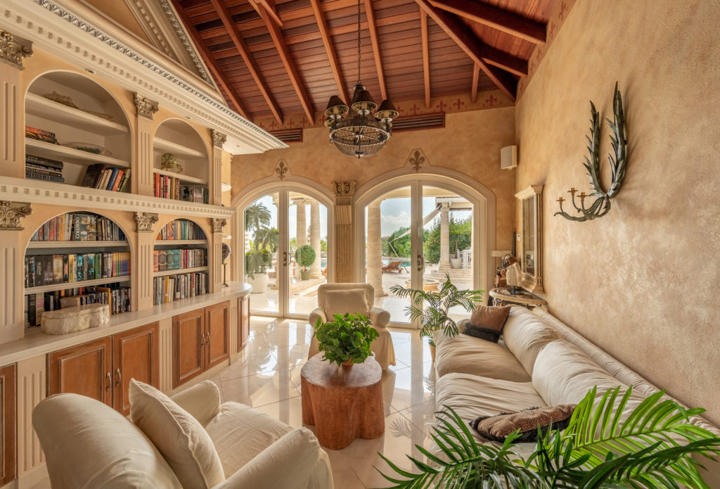 Real Estate Terres Basses St Martin, Villa Boat dock,  Saint Martin