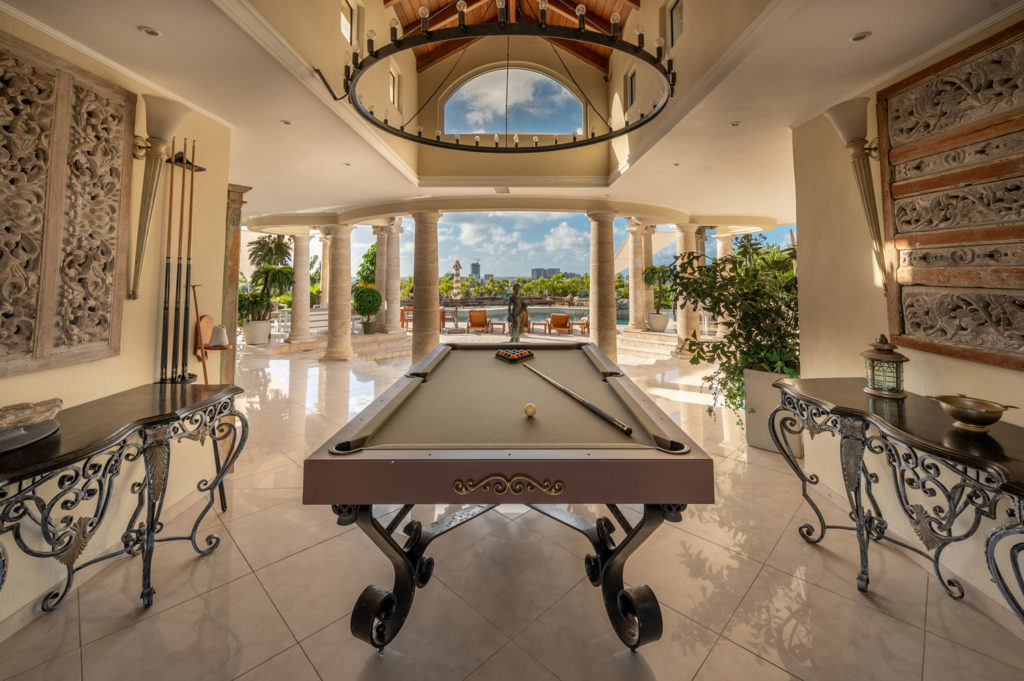 Real Estate Terres Basses St Martin, Villa Boat dock,  Saint Martin