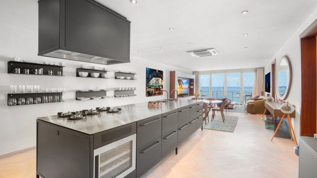 Beachfront Condo, Simpson Bay Beach, Real Estate by SMI Realtors SXM