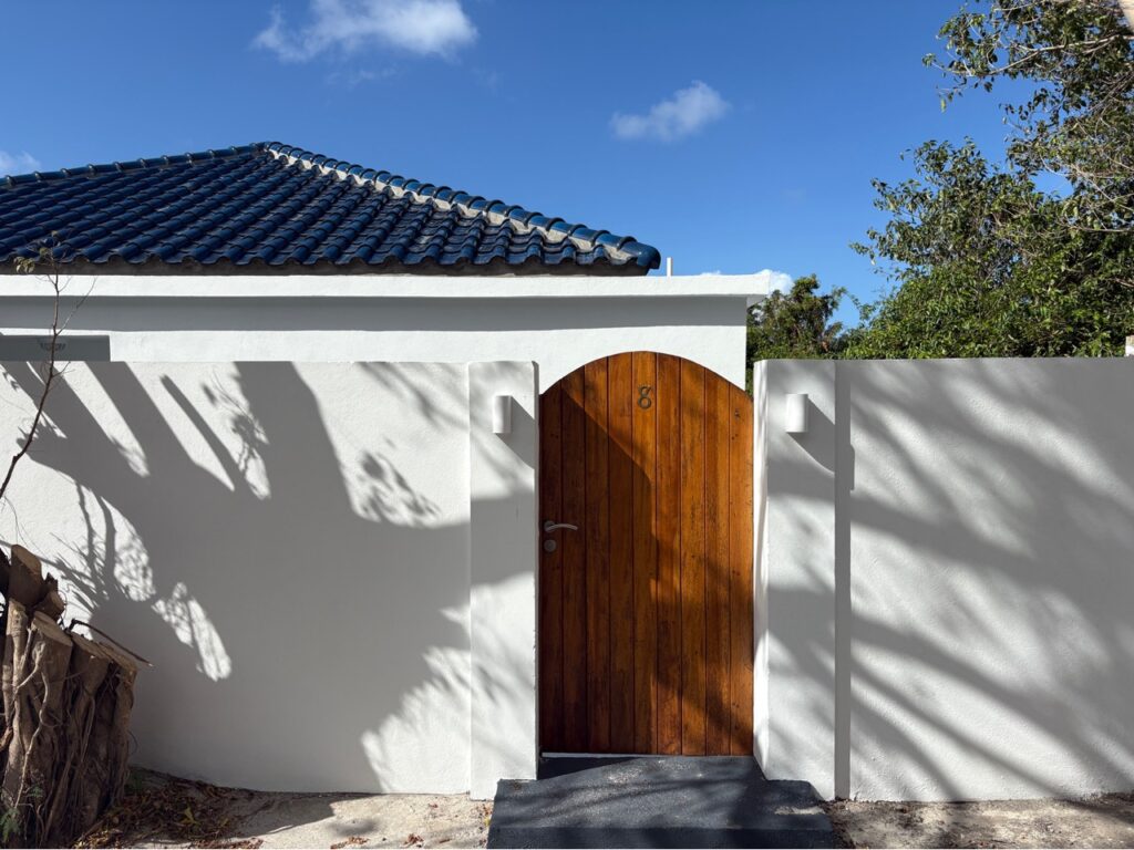 Real Estate, Almond Grove,  3 Bedroom 3 Baths Home