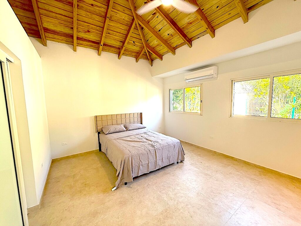 Real Estate, Almond Grove,  3 Bedroom 3 Baths Home