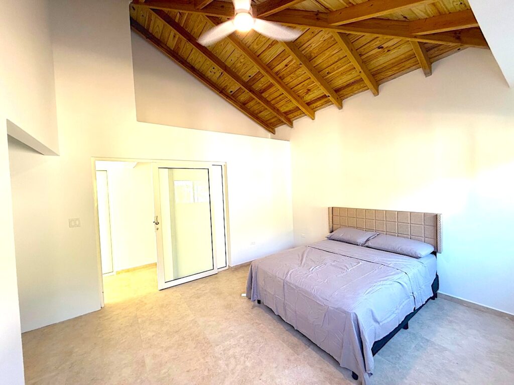 Real Estate, Almond Grove,  3 Bedroom 3 Baths Home
