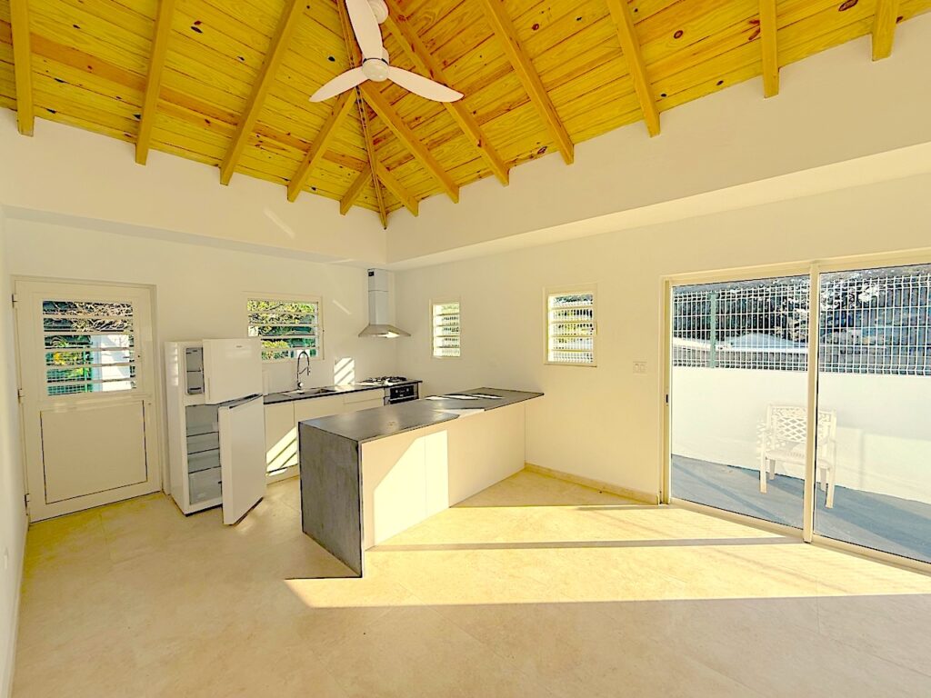 Real Estate, Almond Grove,  3 Bedroom 3 Baths Home