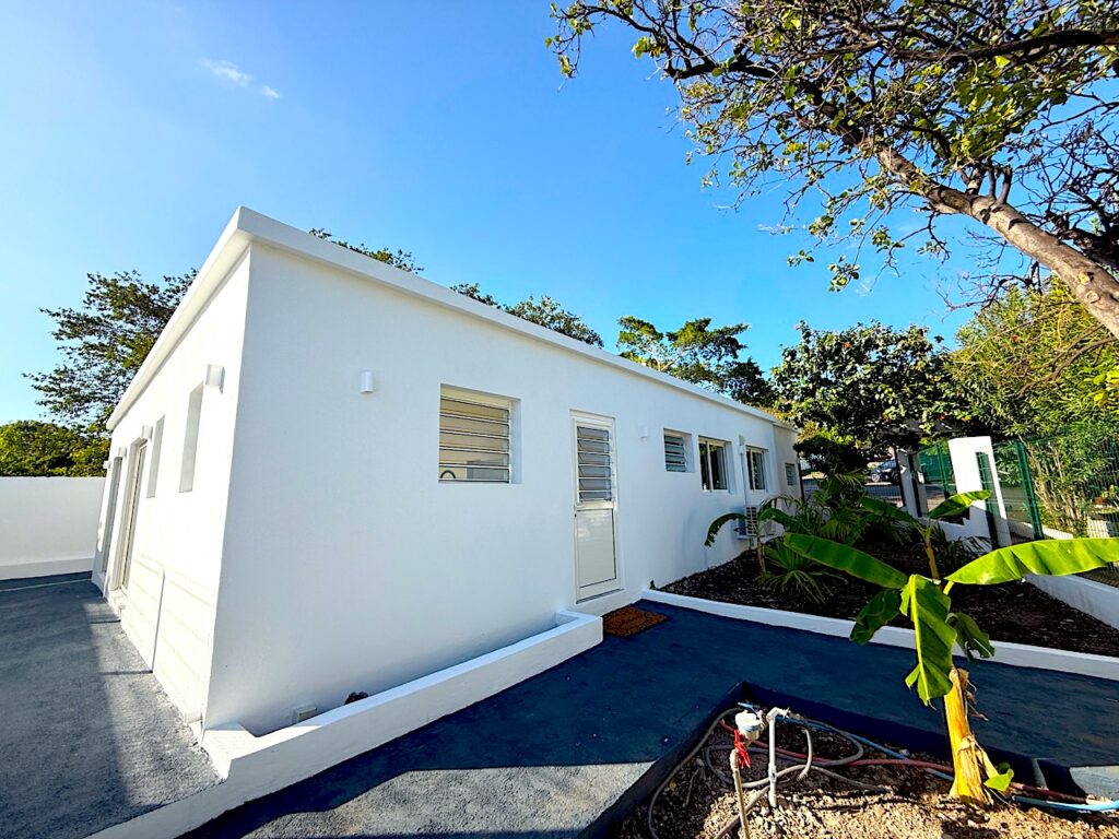 Real Estate, Almond Grove,  3 Bedroom 3 Baths Home