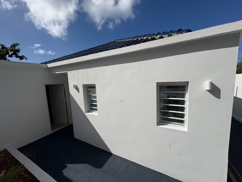 Real Estate, Almond Grove,  3 Bedroom 3 Baths Home