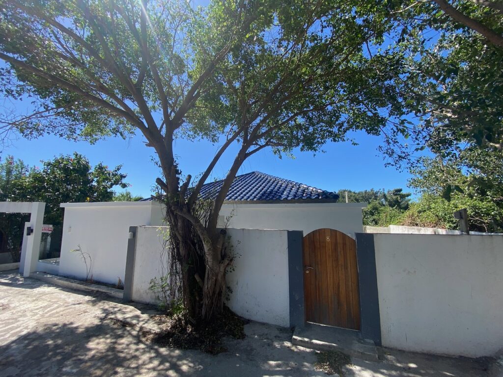 Real Estate, Almond Grove,  3 Bedroom 3 Baths Home