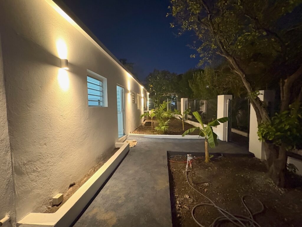 Real Estate, Almond Grove,  3 Bedroom 3 Baths Home