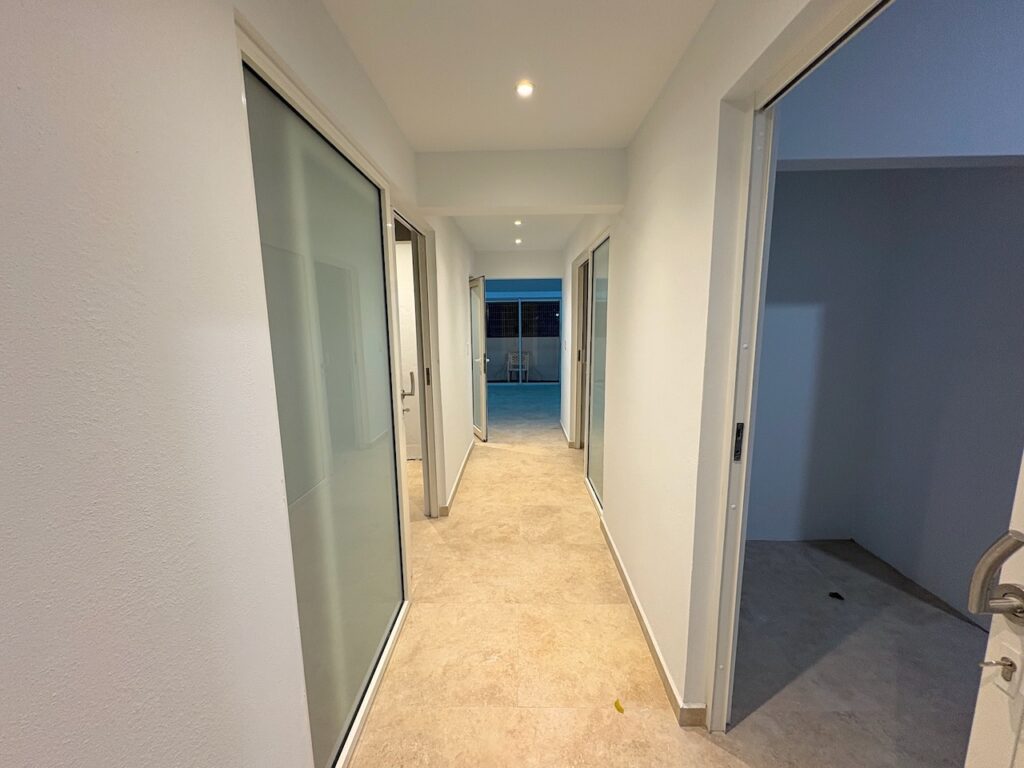 Real Estate, Almond Grove,  3 Bedroom 3 Baths Home