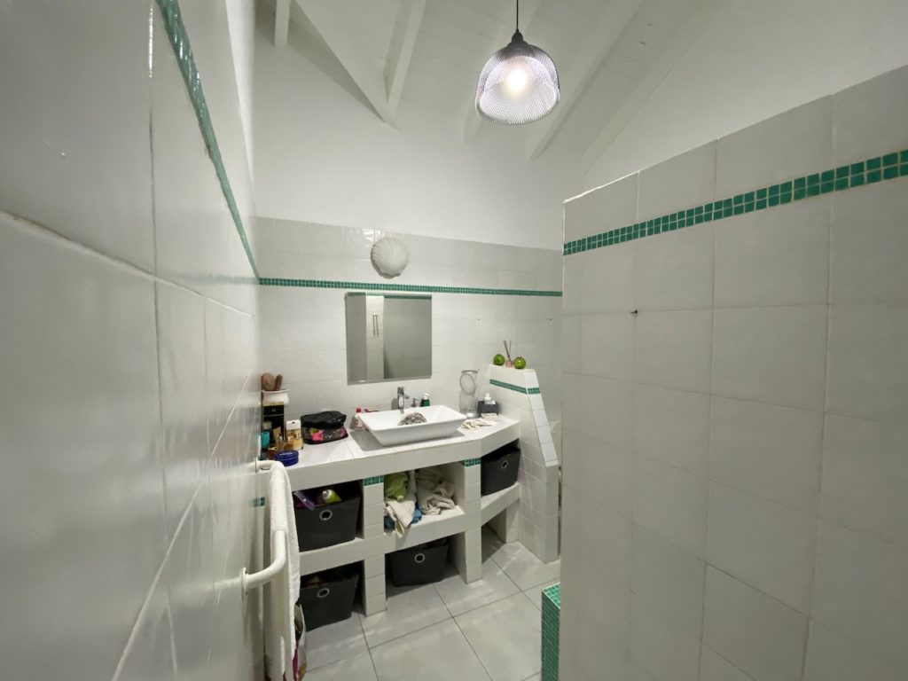 2.5Br House + Pool, Pelican Key, Real Estate St. Maarten