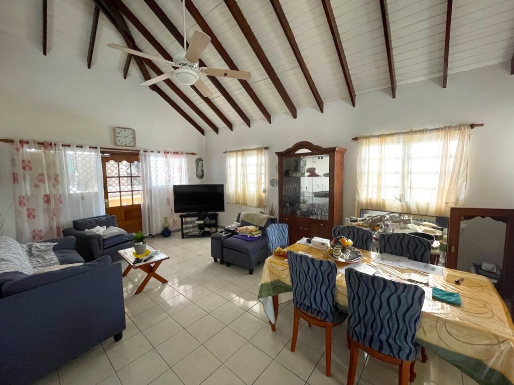 2Br Apartment Sandy Ground, Real Estate St. Martin FWI