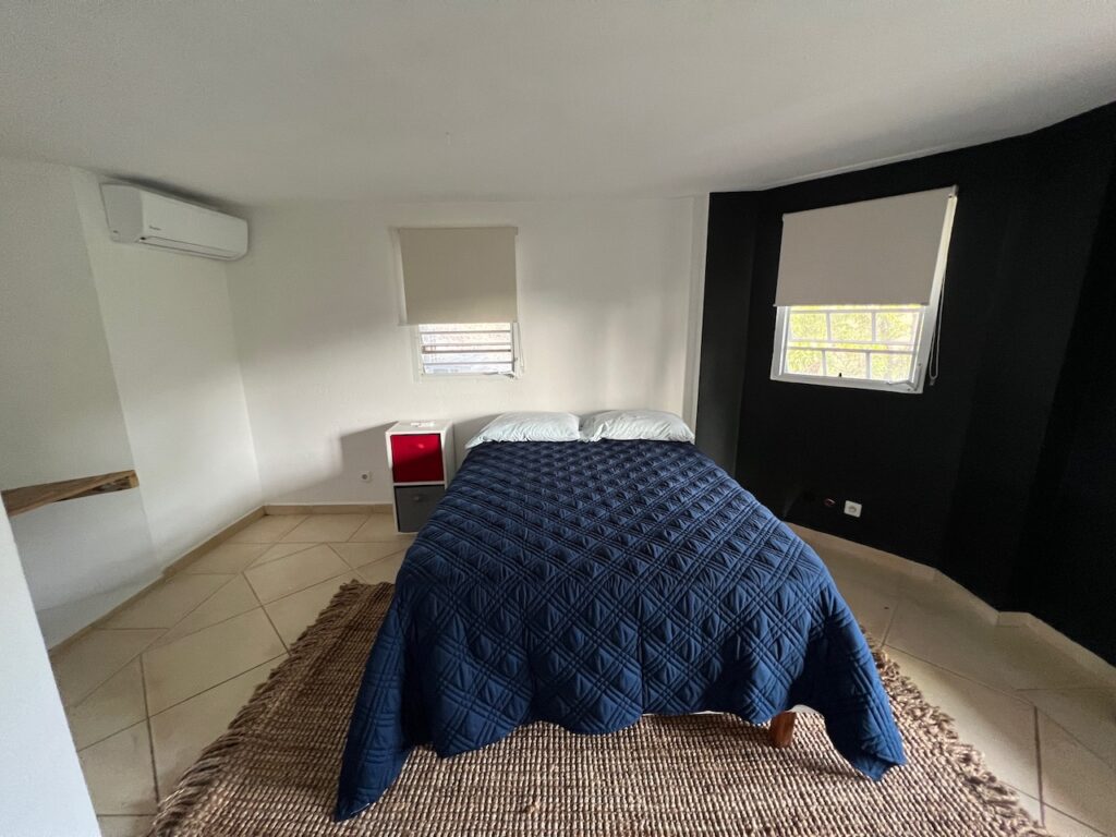 Terres Basses 2 Bedroom 2 Baths 10 minutes walk to Plum Bay Beach SXM