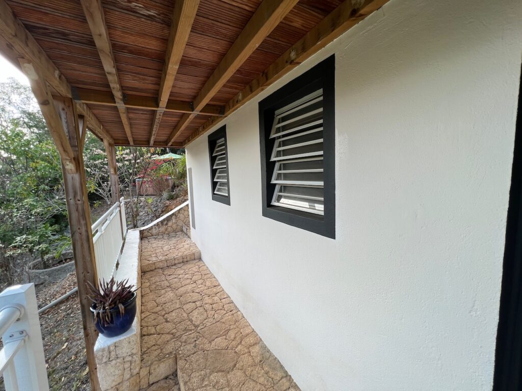 Terres Basses 2 Bedroom 2 Baths 10 minutes walk to Plum Bay Beach SXM