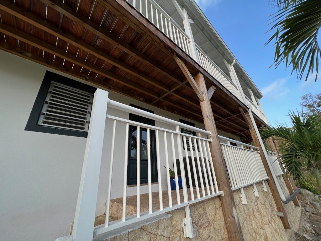 Terres Basses 2 Bedroom 2 Baths 10 minutes walk to Plum Bay Beach SXM