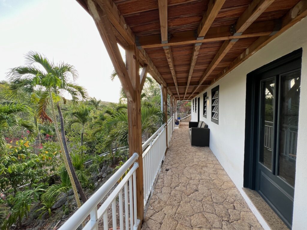 Terres Basses 2 Bedroom 2 Baths 10 minutes walk to Plum Bay Beach SXM