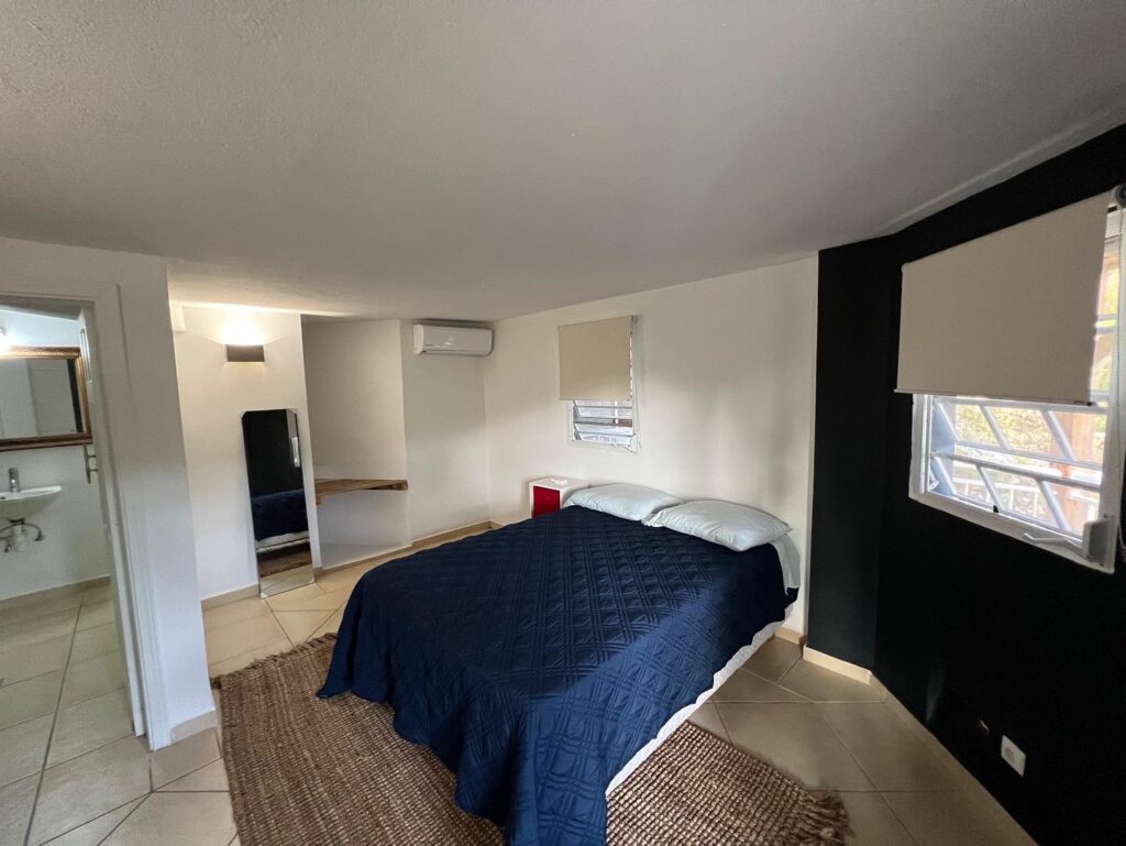 Terres Basses 2 Bedroom 2 Baths 10 minutes walk to Plum Bay Beach SXM