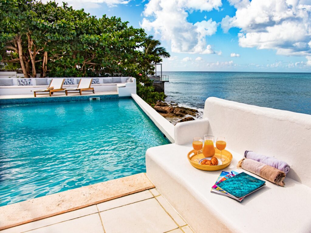 Waterfront, Beacon Hill, Real estate  St. Maarten SXM