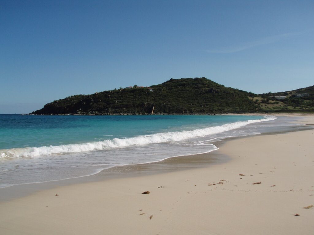 3243M2 Land Guana Bay Beach, Caribbean Properties St. Maarten