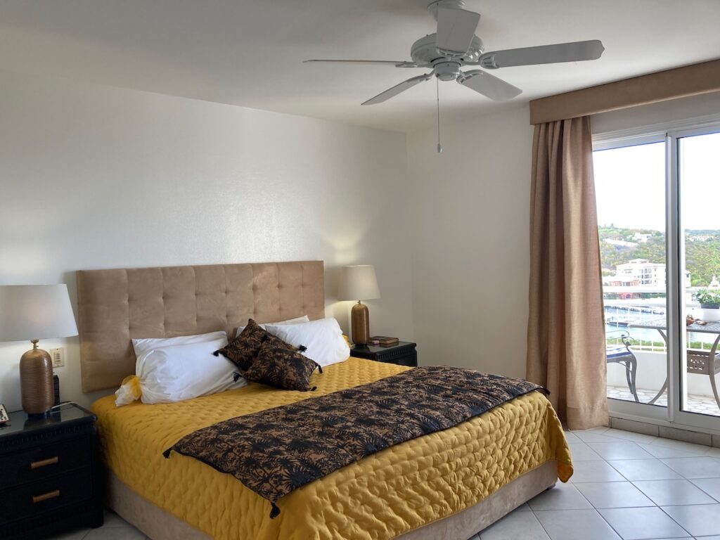 2 Bedroom Condo Sapphire Beach Club, Cupecoy, Caribbean Properties St. Maarten SXM