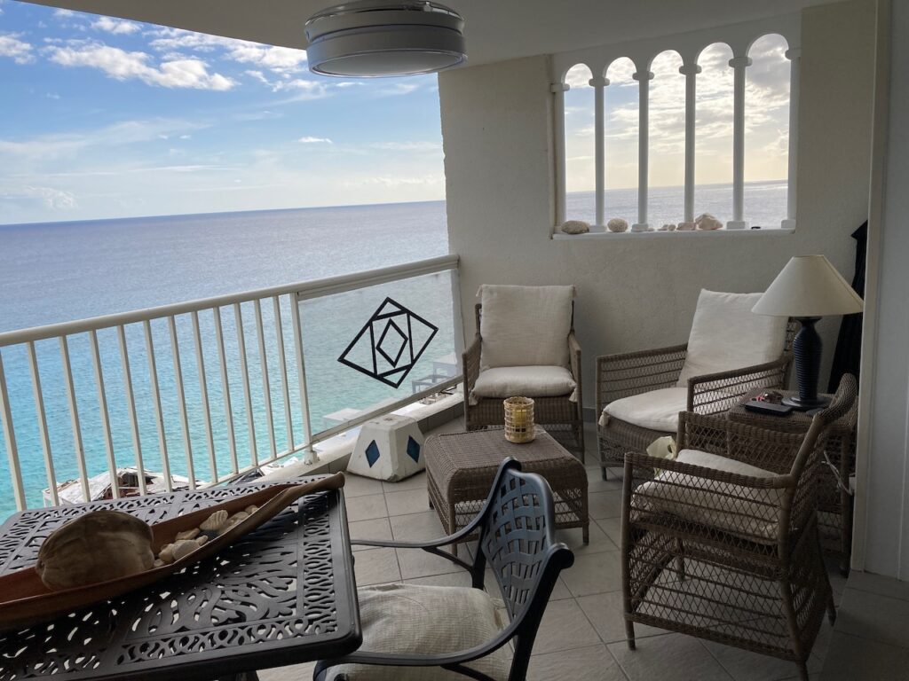 2 Bedroom Condo Sapphire Beach Club, Cupecoy, Caribbean Properties St. Maarten SXM