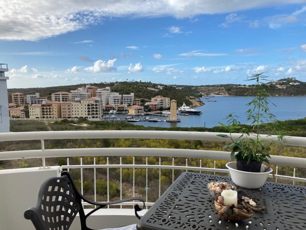 2 Bedroom Condo Sapphire Beach Club, Cupecoy, Caribbean Properties St. Maarten SXM