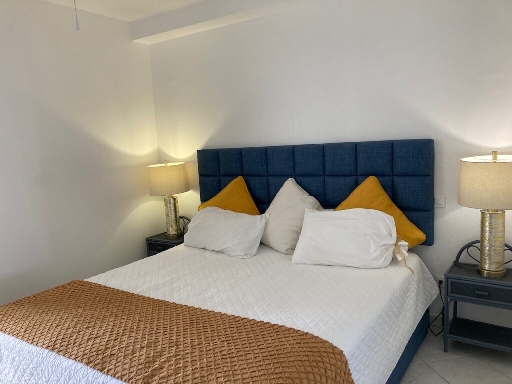 2 Bedroom Condo Sapphire Beach Club, Cupecoy, Caribbean Properties St. Maarten SXM