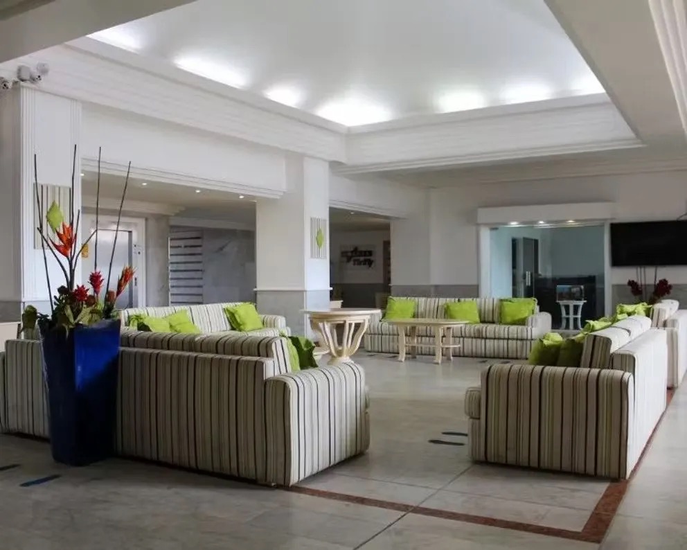 Sapphire Beach Club Studio, Real Estate, Cupecoy St. Maarten SXM