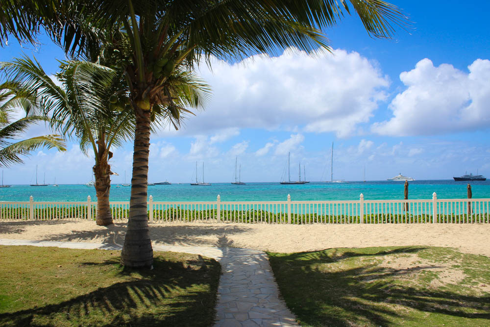 Palm Beach Beachfront Condo, Simpson Bay Beach, Caribbean Properties St. Maarten