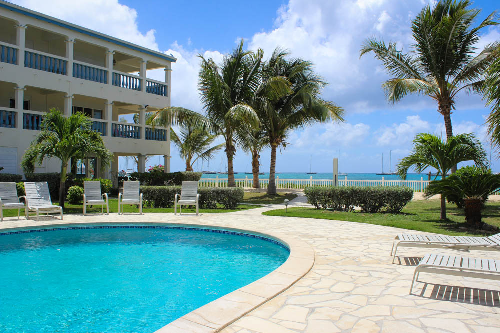 Palm Beach Beachfront Condo, Simpson Bay Beach, Caribbean Properties St. Maarten