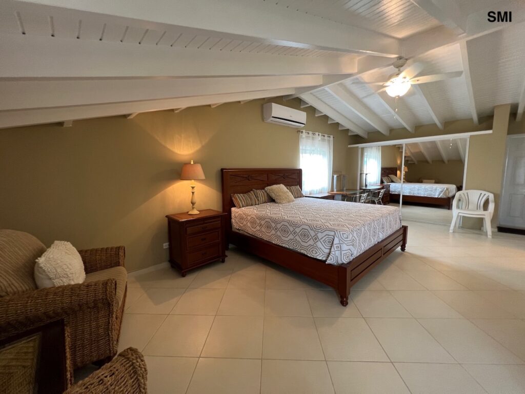 Palm Beach Beachfront Condo, Simpson Bay Beach, Caribbean Properties St. Maarten
