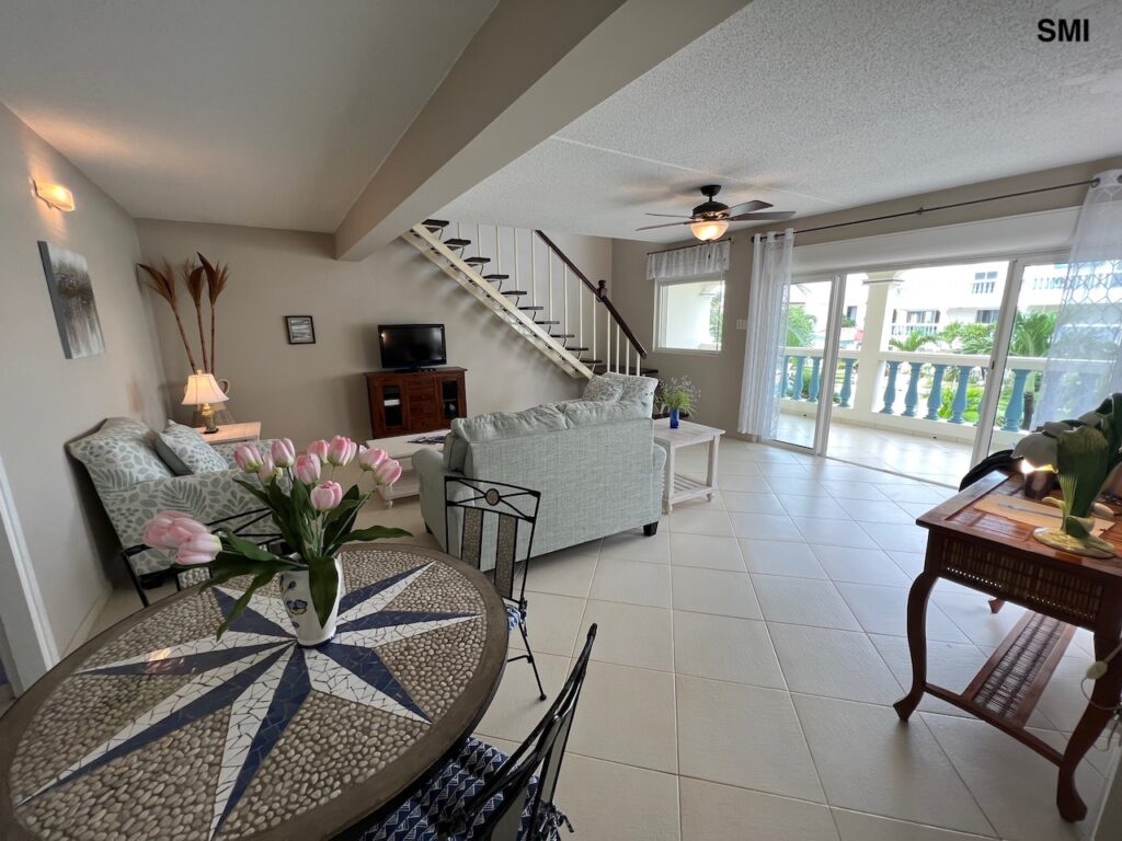 Palm Beach Beachfront Condo, Simpson Bay Beach, Caribbean Properties St. Maarten