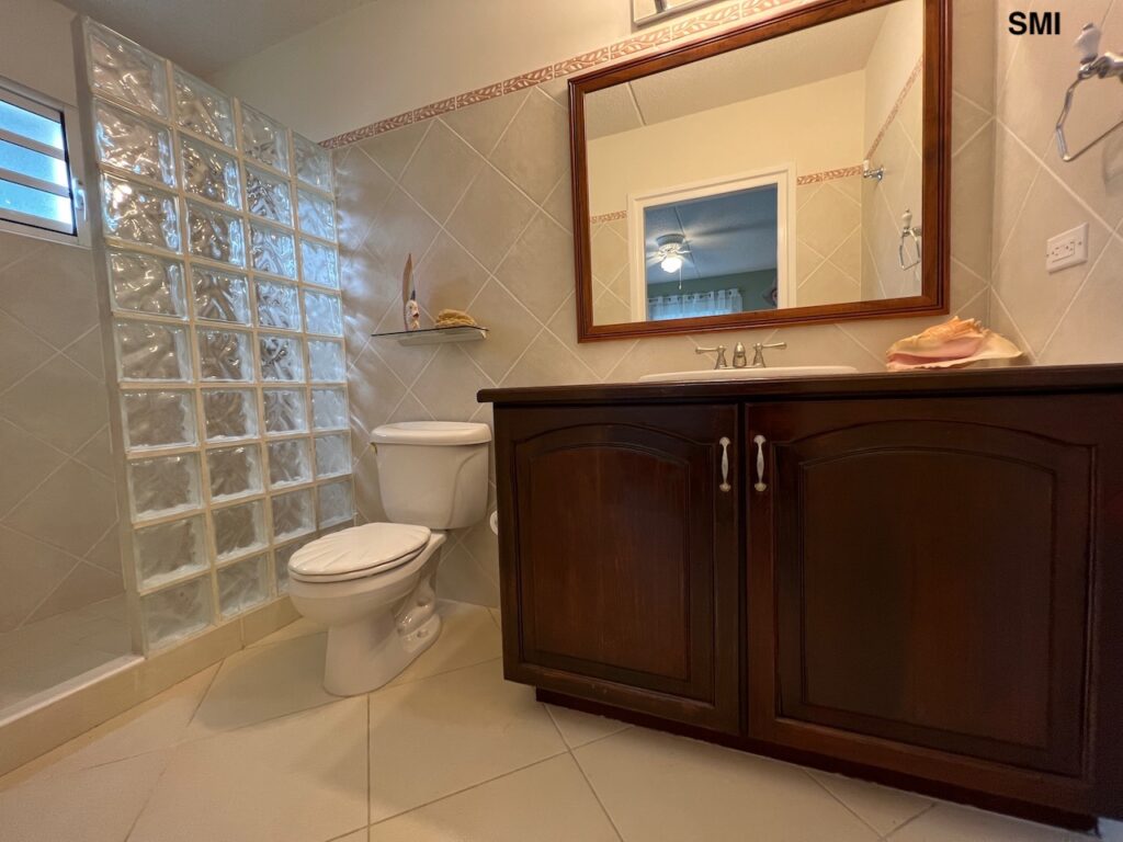 Palm Beach Beachfront Condo, Simpson Bay Beach, Caribbean Properties St. Maarten