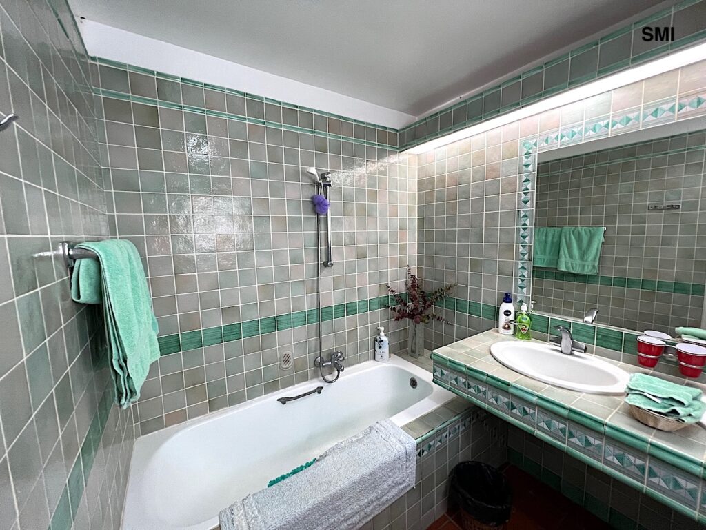 Fabulous Oceanview 7 Bedrooms Guest house  Orient Bay, Saint Martin FWI 97150