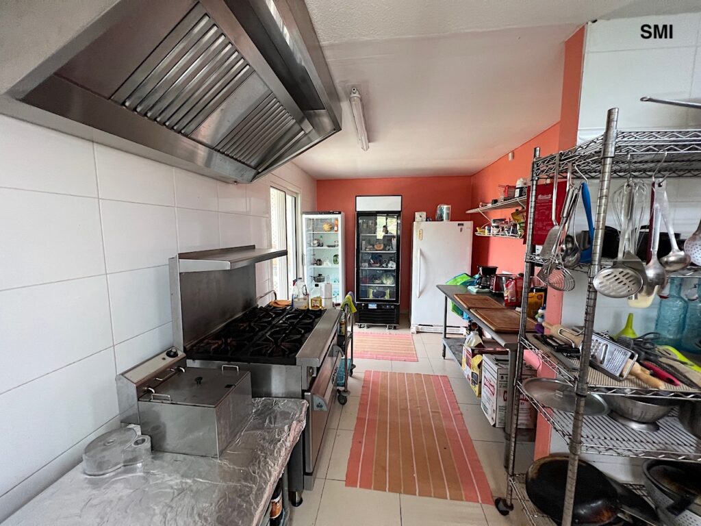 Fabulous Oceanview 7 Bedrooms Guest house  Orient Bay, Saint Martin FWI 97150