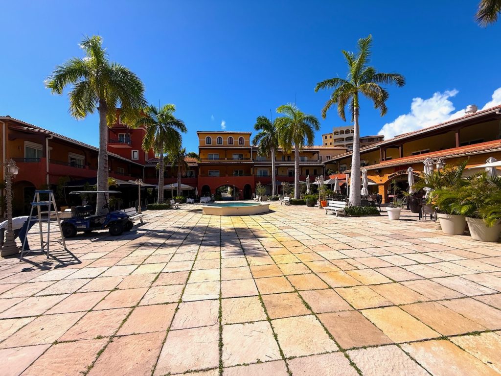 Waterfront Condos Porto Cupecoy, Financing available, Real Estate St Maarten SXM