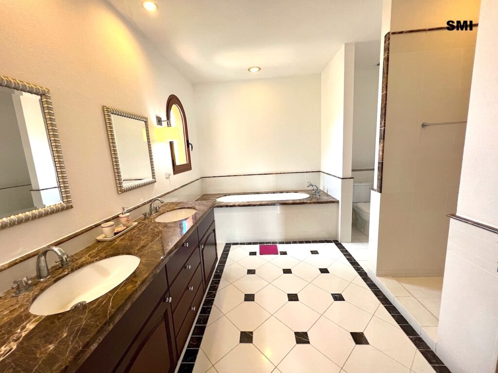 Waterfront 2.5 BR Condo Porto Cupecoy,  Real Estate St Maarten SXM