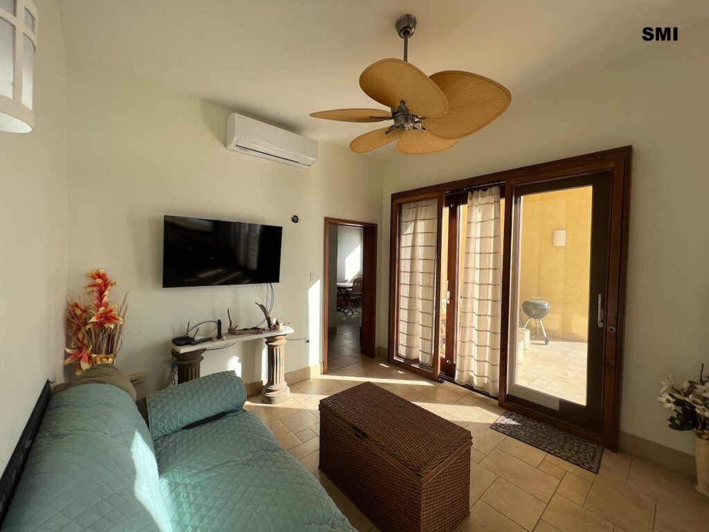 Beachfront Penthouse Philipsburg SXM, Real Estate St. Maarten Caribbean Properties