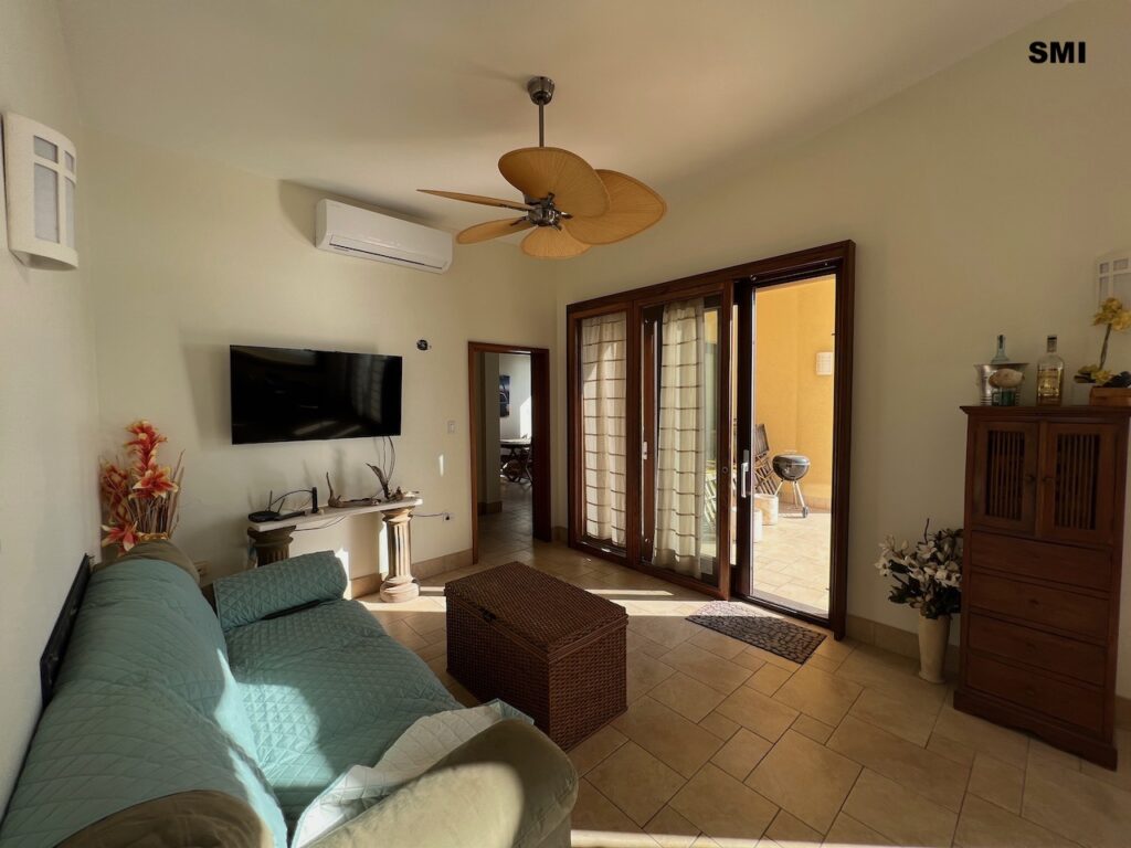 Beachfront Penthouse Philipsburg SXM, Real Estate St. Maarten Caribbean Properties