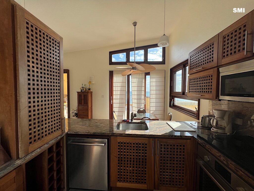 Beachfront Penthouse Philipsburg SXM, Real Estate St. Maarten Caribbean Properties