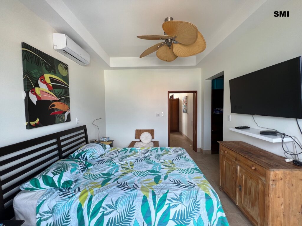 Beachfront Penthouse Philipsburg SXM, Real Estate St. Maarten Caribbean Properties