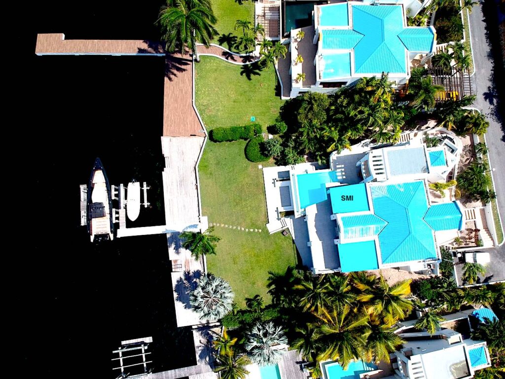 Waterfront Luxury Villa 5Br, 2 boat lifts, Caribbean Properties, Real Estate, Sint Maarten SXM