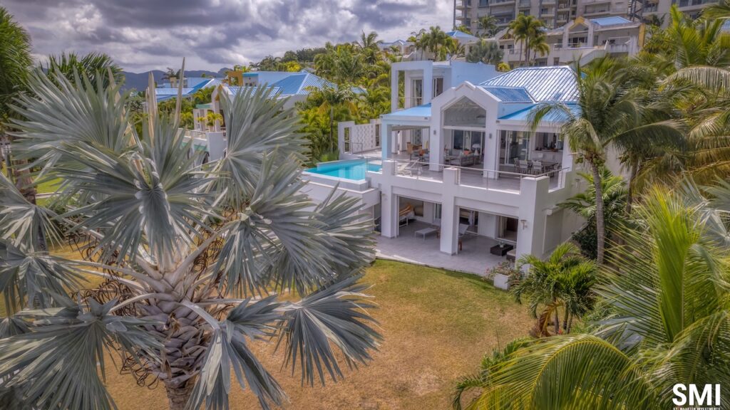 Waterfront Luxury Villa 5Br, 2 boat lifts, Caribbean Properties, Real Estate, Sint Maarten SXM