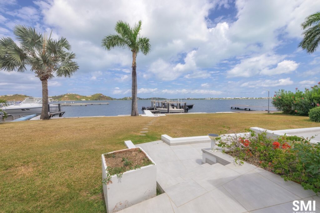 Waterfront Luxury Villa 5Br, 2 boat lifts, Caribbean Properties, Real Estate, Sint Maarten SXM