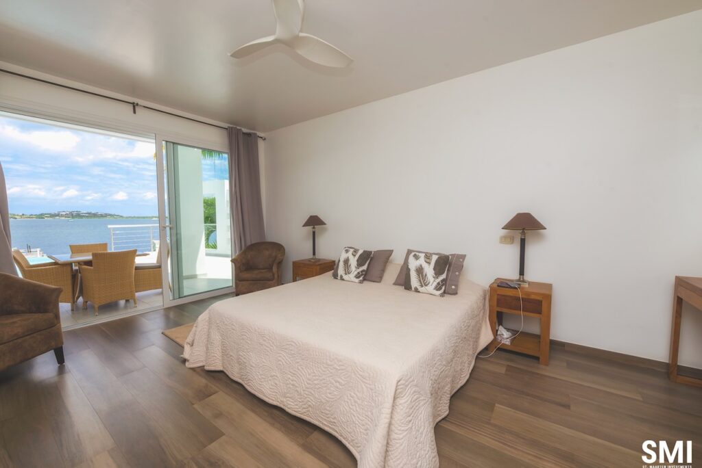Waterfront Luxury Villa 5Br, 2 boat lifts, Caribbean Properties, Real Estate, Sint Maarten SXM