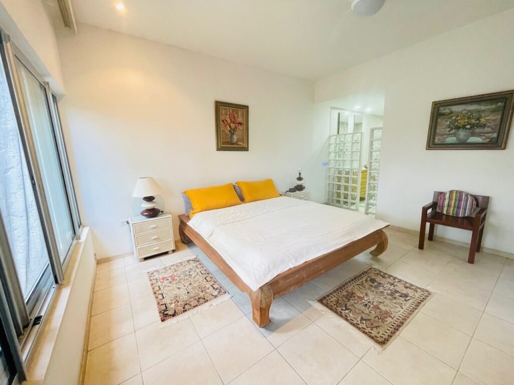 Cupecoy Beach Club Condo, 2Br Condo for sale, Caribbean Properties St. Maarten SXM