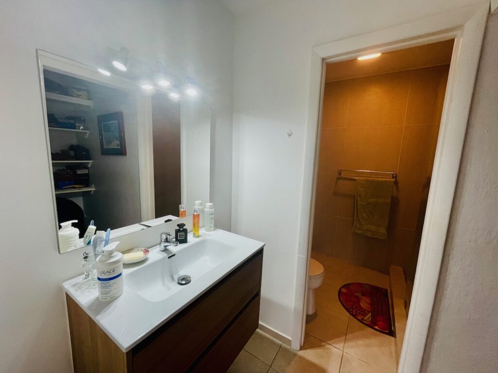 Cupecoy Beach Club Condo, 2Br Condo for sale, Caribbean Properties St. Maarten SXM