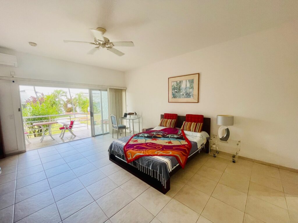 Cupecoy Beach Club Condo, 2Br Condo for sale, Caribbean Properties St. Maarten SXM