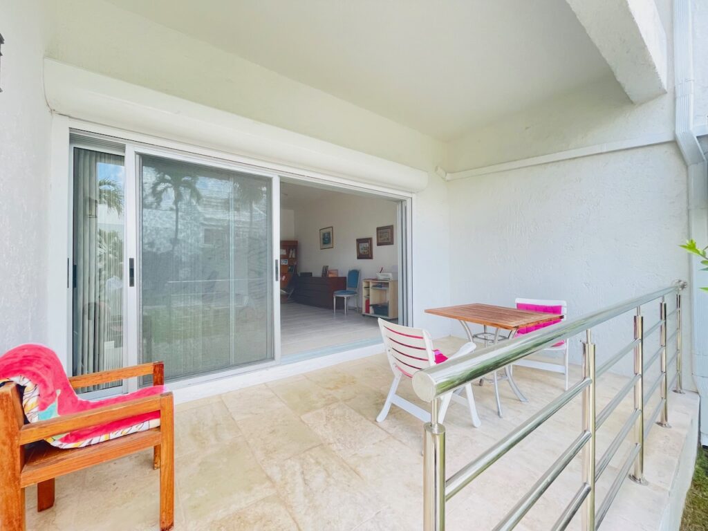Cupecoy Beach Club Condo, 2Br Condo for sale, Caribbean Properties St. Maarten SXM