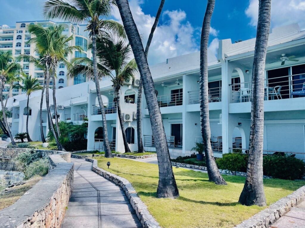 Cupecoy Beach Club Condo, 2Br Condo for sale, Caribbean Properties St. Maarten SXM