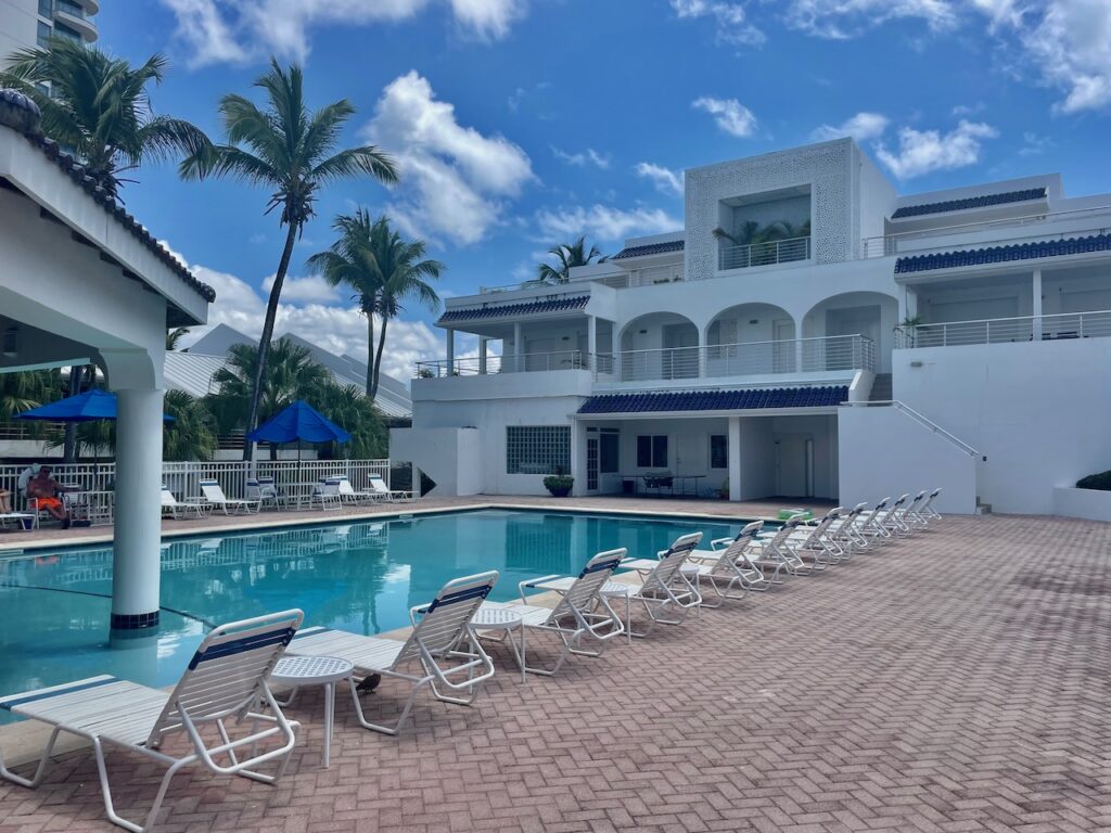 Cupecoy Beach Club Condo, 2Br Condo for sale, Caribbean Properties St. Maarten SXM